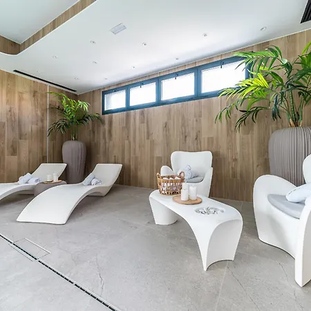Casablanka Boutique Apartment, Pool & Sunset Terrace, Torrevieja