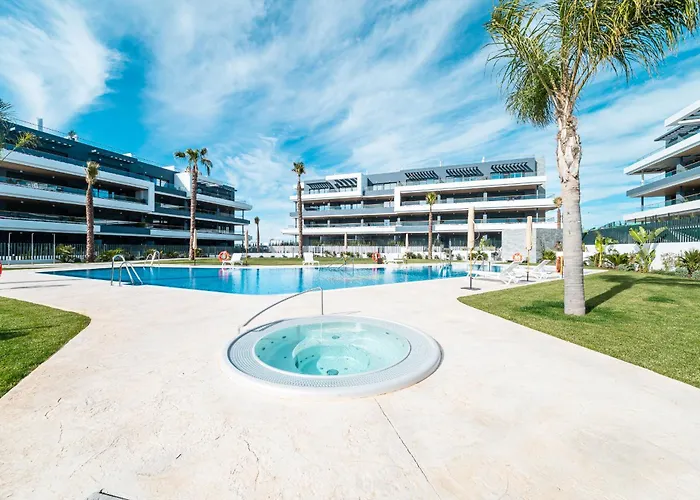 Lagoons Village Luxury With Pool &